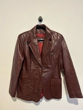 Etienne Aigner Vtg 1970s Oxblood Red Leather Jacket